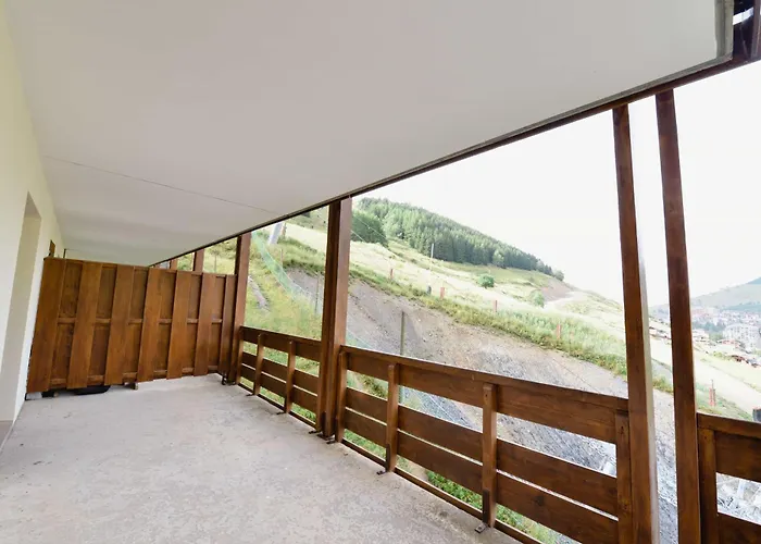 Modern In The Alps * Les Deux Alpes